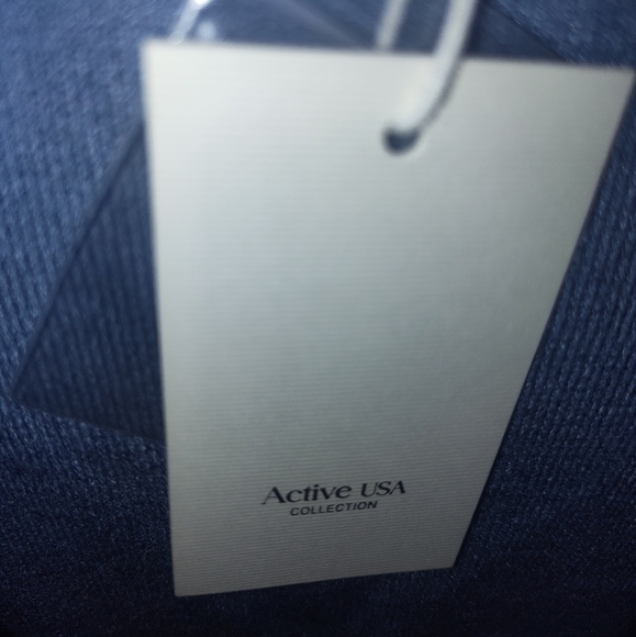 Sweater - Picture 3 of 3